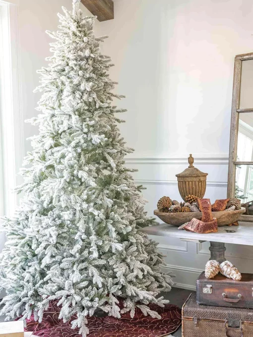 Queen Flock Christmas Tree